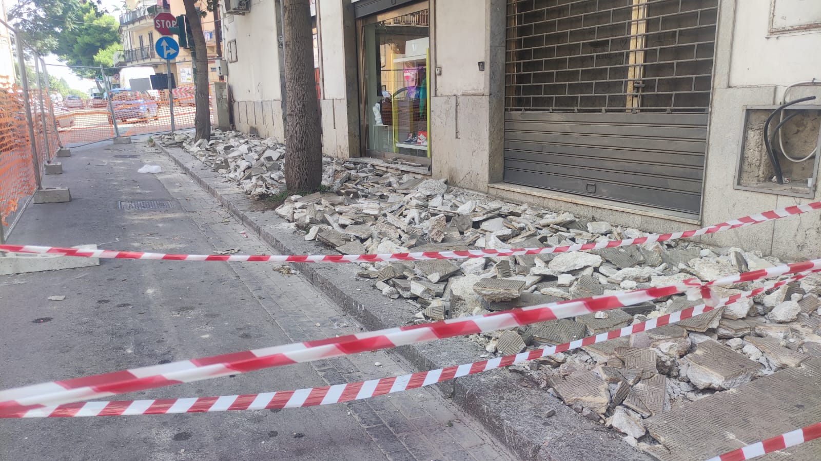 Cominciati i lavori di manutenzione straordinaria di Via Dante sul lato destro verso corso Butera