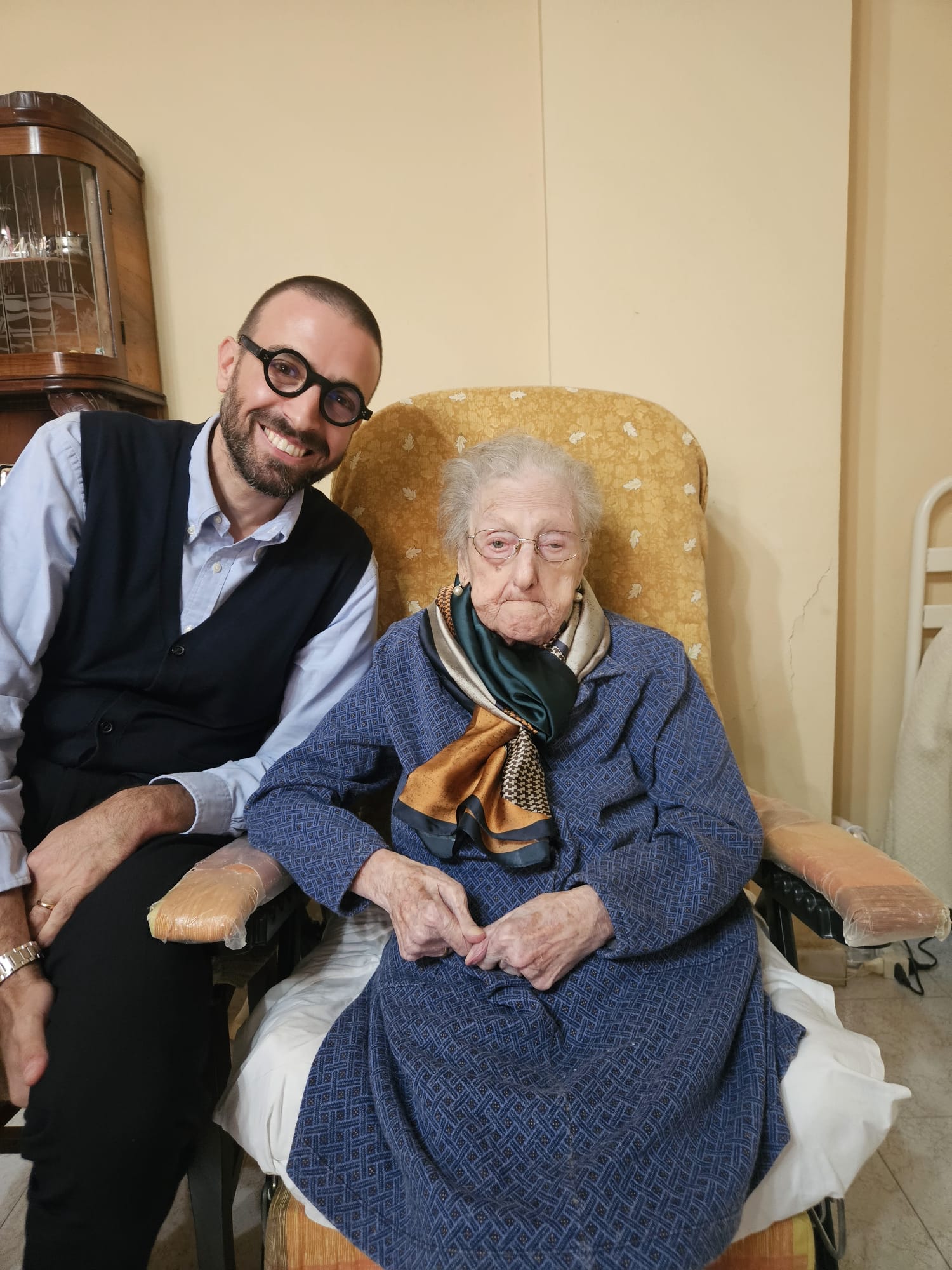 Festeggia 102 anni la signora Anna Dragotta. Gli auguri dell'Amministrazione comunale. 