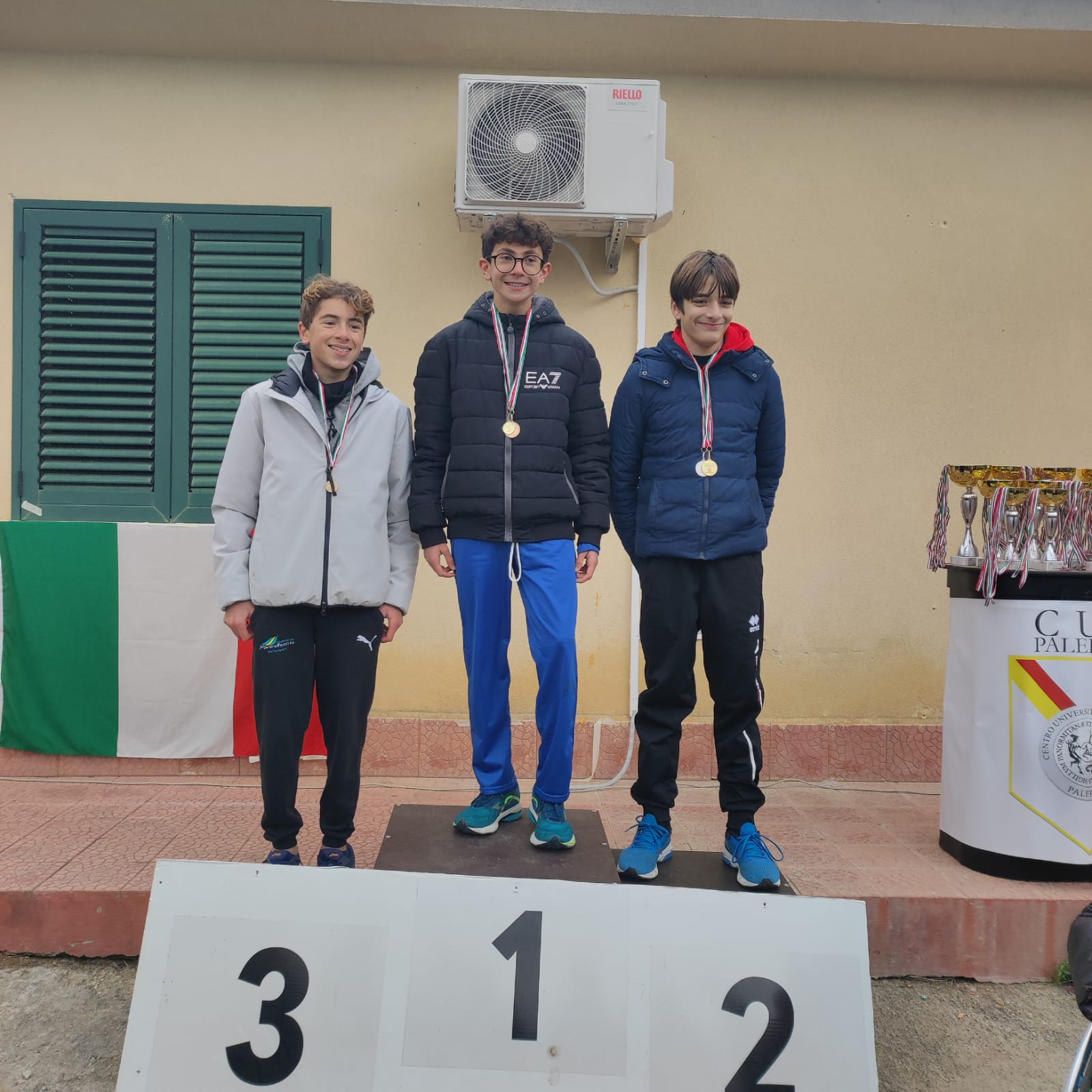 Le scuole medie di Bagheria in evidenza alle finali di corsa campestre provinciale. Gabriele Tarantello Gargano Campione Provinciale.