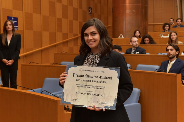 Alla bagherese Rosalba Di Leonardo il "Premio America Giovani". Le congratulazioni dell'amministrazione comunale.
