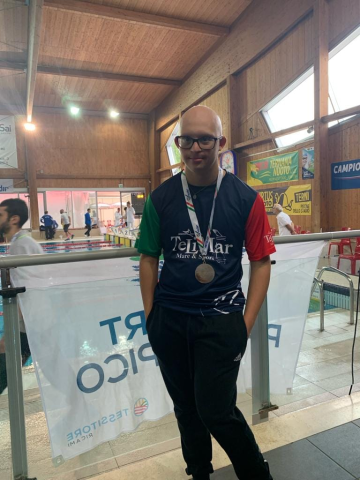 Il bagherese Riccardo La Mantia vince tre medaglie d'argento ai campionati italiani di nuoto. Le congratulazioni dell'amministrazione comunale.